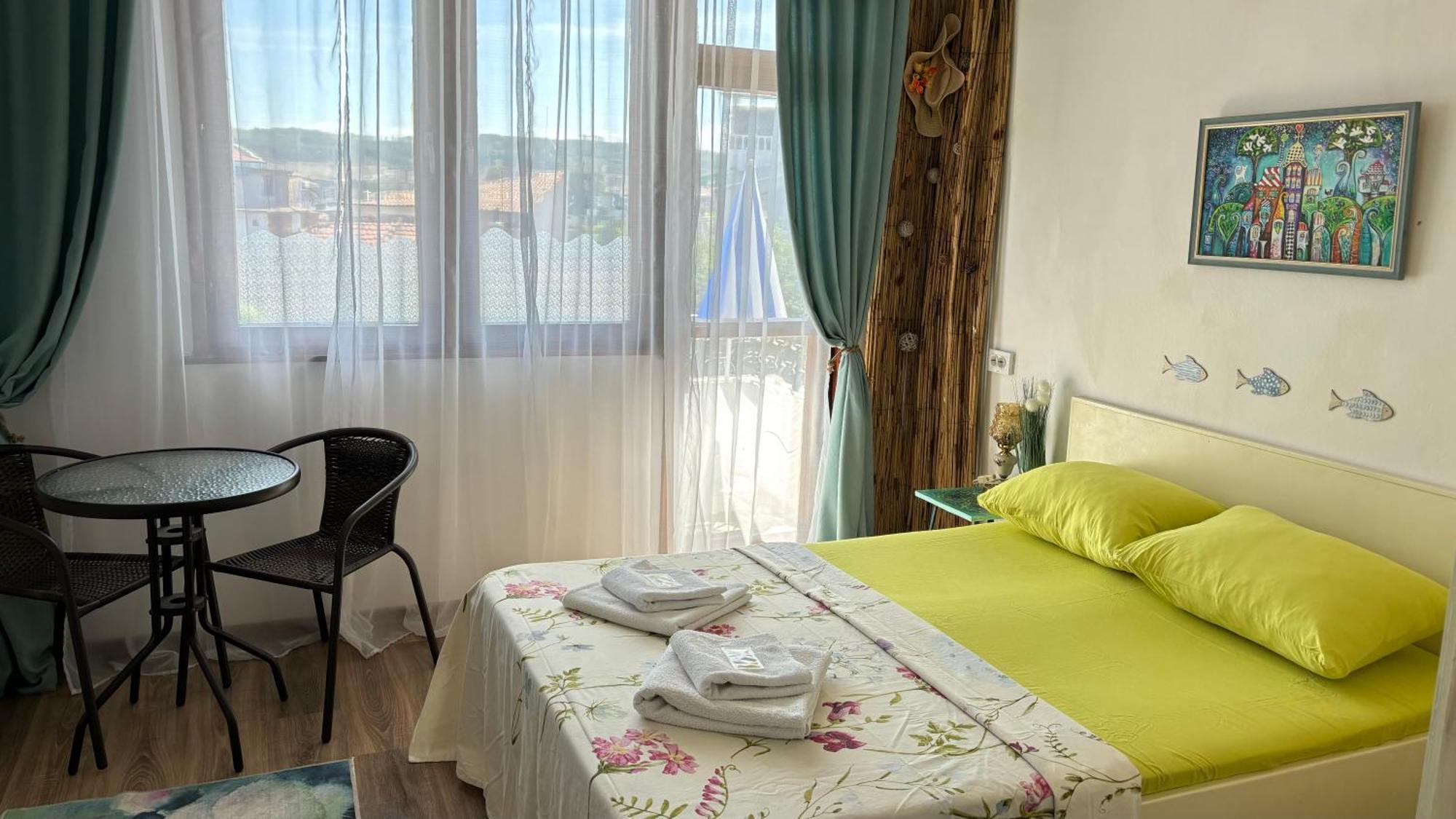 Guest House Hei Taka Sozopol Eksteriør bilde
